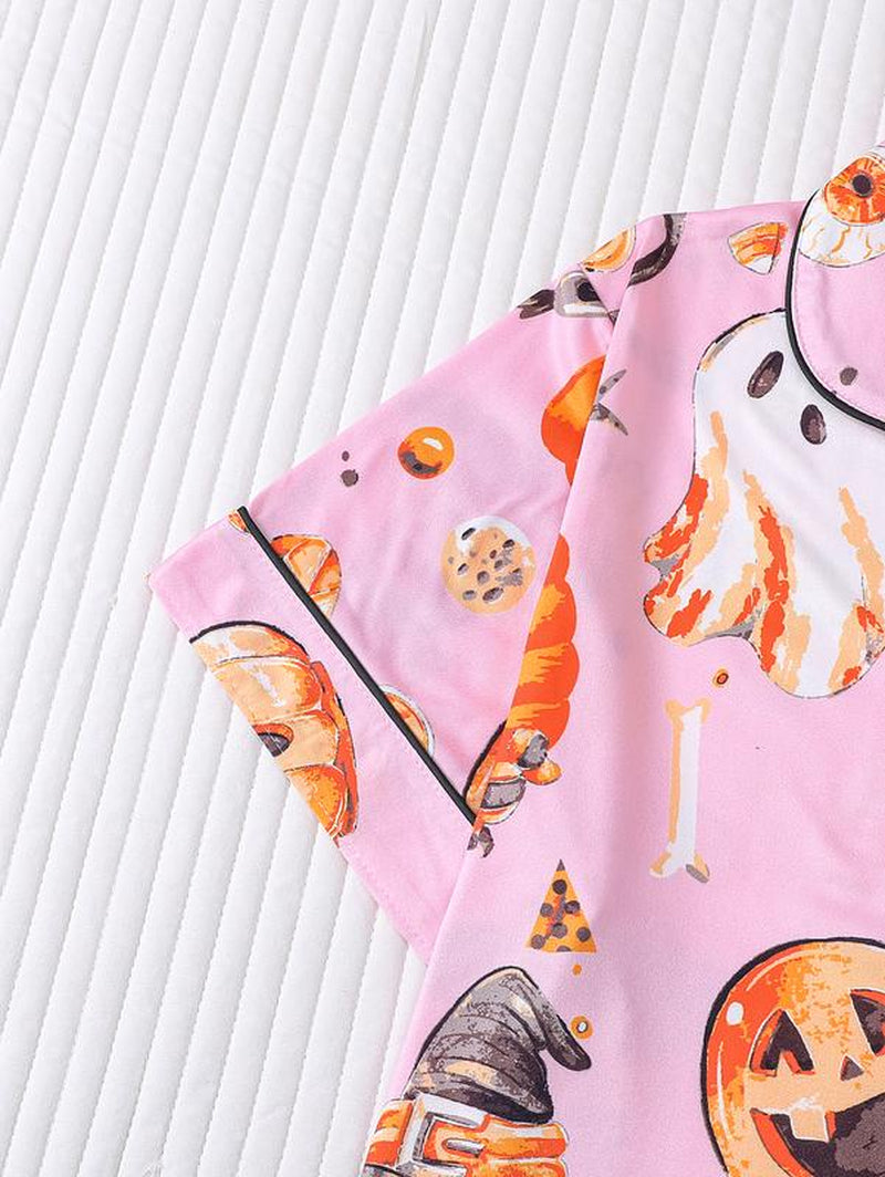 Women's Two-Piece Sleepwear Set, Halloween Pumpkin Print Knitted Fabric, Year-Round Comfort, Short-Sleeved Button Top with Collar and Matching Shorts, Full Body Print with Pocket Details, Ideal for Adult Sleepwear